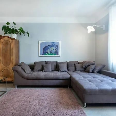 Apartma Dragon Bridge -spacious Central District - Perfect For Families And Couples