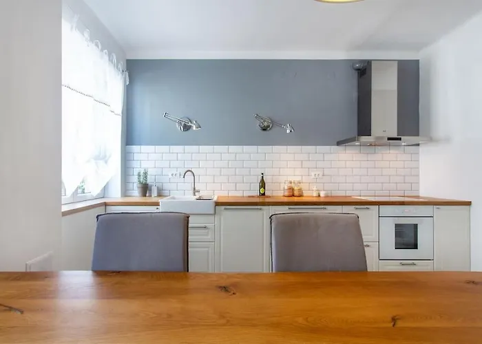 Dragon Bridge -spacious Central District - Perfect For Families And Couples Apartamento *