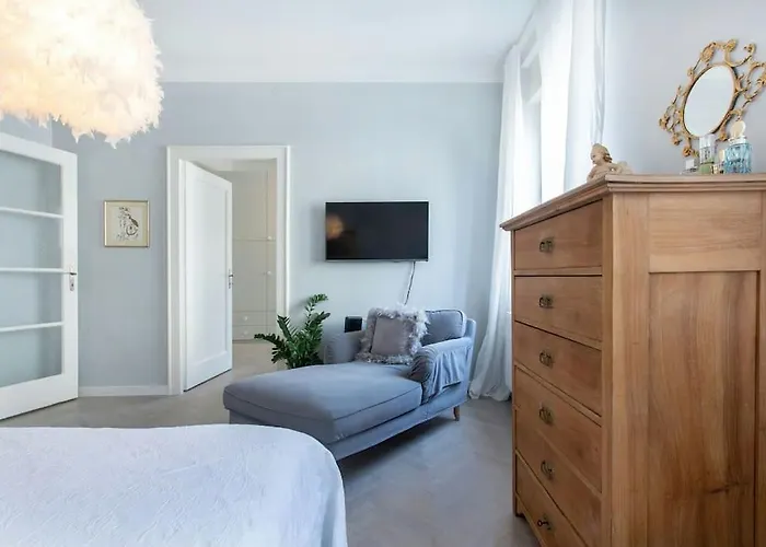 Apartment Dragon Bridge -spacious Central District - Perfect For Families And Couples *